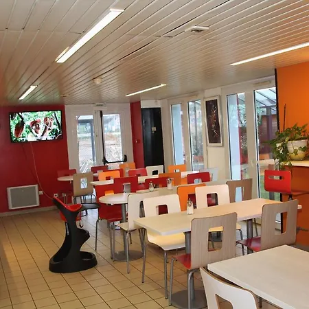 Fasthotel Montereau - 2*