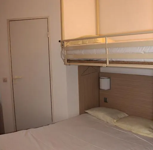 Hotel Fasthotel Montereau - 2*