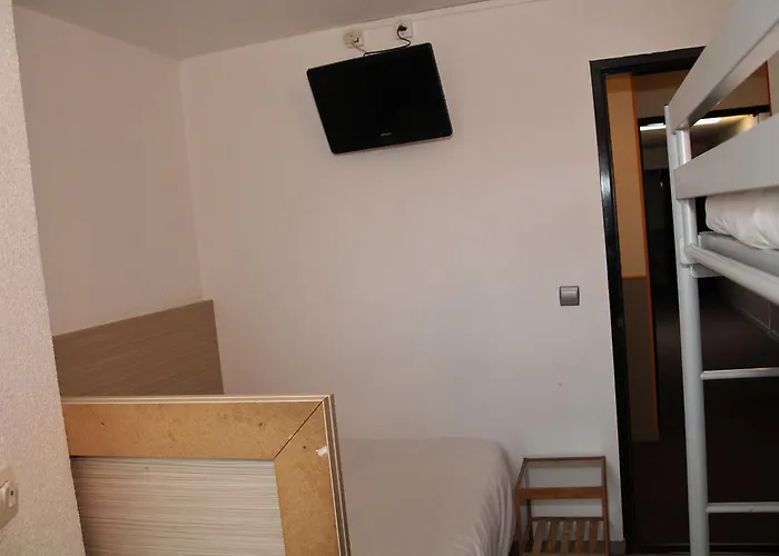 Fasthotel Montereau - Hotel Esmans